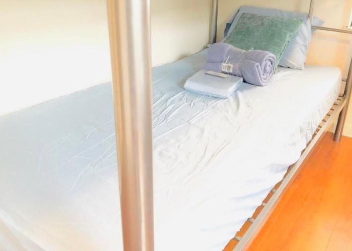 Men Only Dorms -3 Miles To The Beach Lighthouse Point المظهر الخارجي الصورة